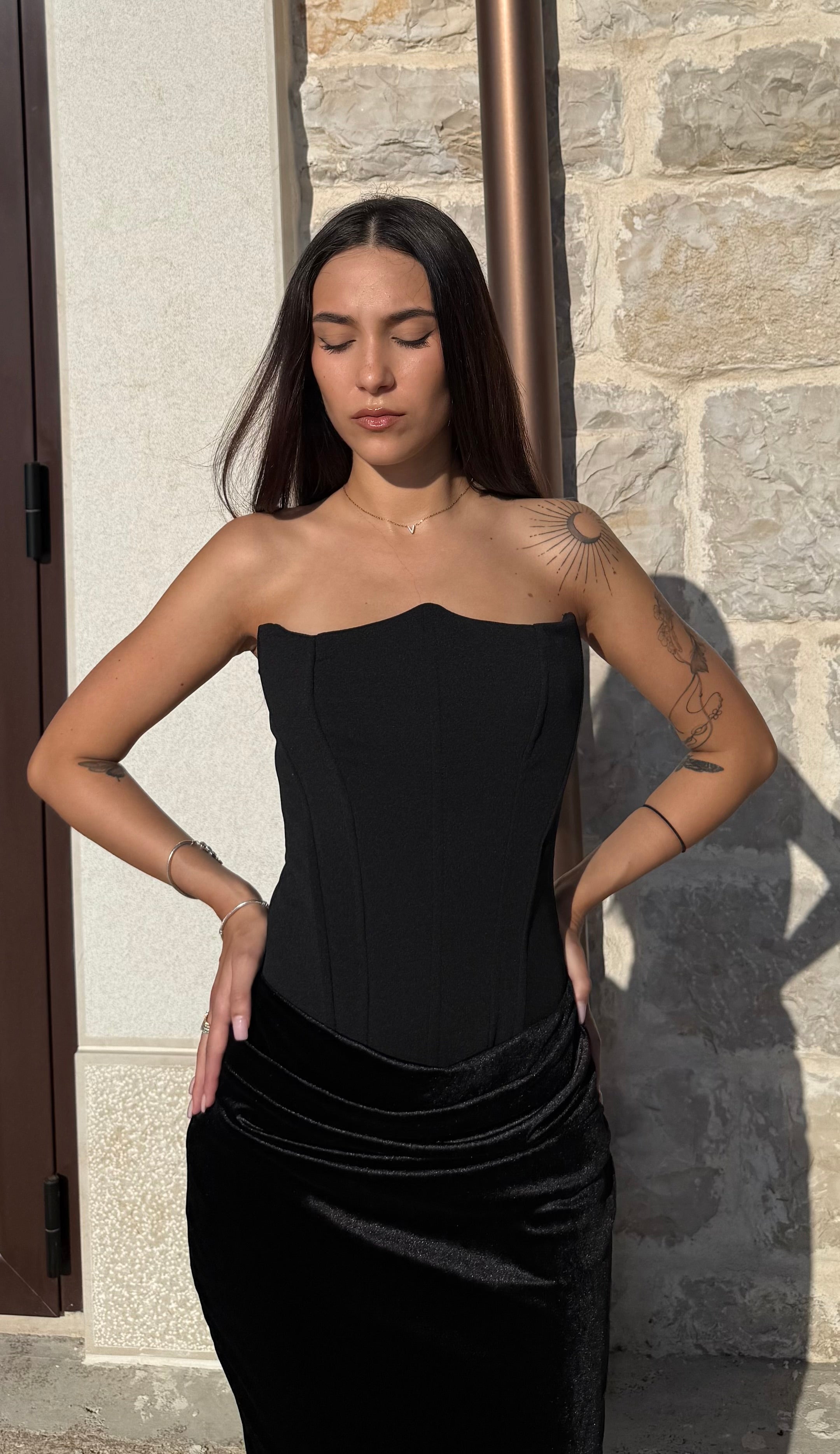 ABITO LONGUETTE CON CORSETTO - NERO